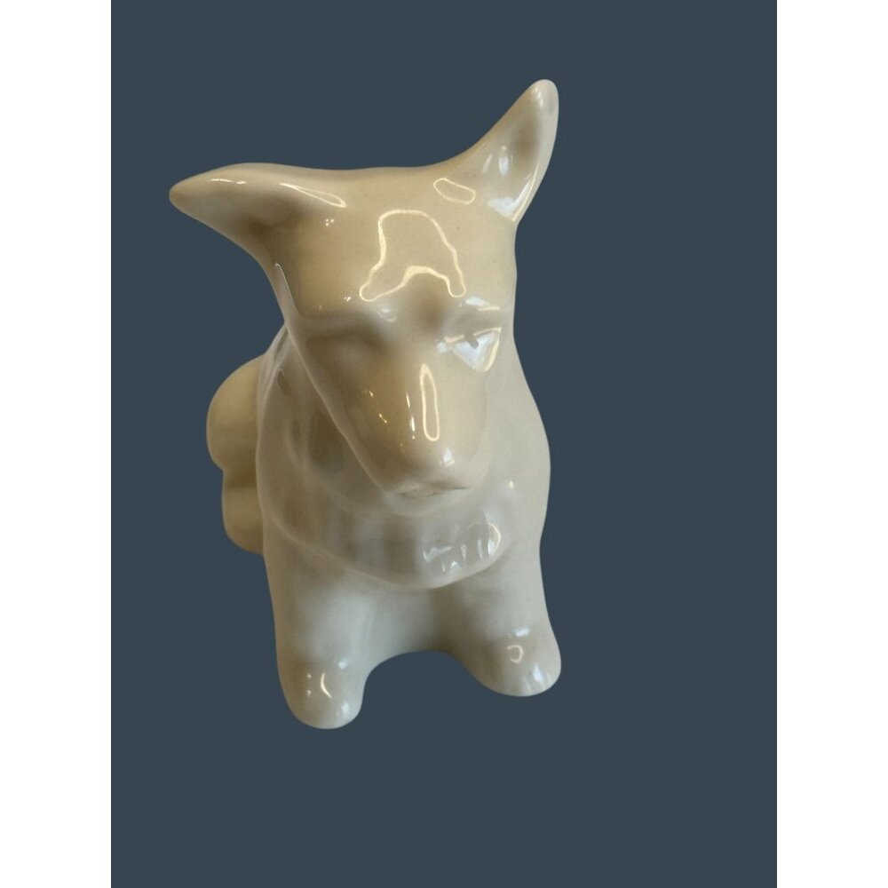 Belleek Scottish Terrier Dog Figurine Irish Porcelain Cream Glaze Marked 5" x 4" - Picture 3 of 7